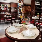 Flat Com Conforto E Requinte Em Frente Aeroporto - H1001