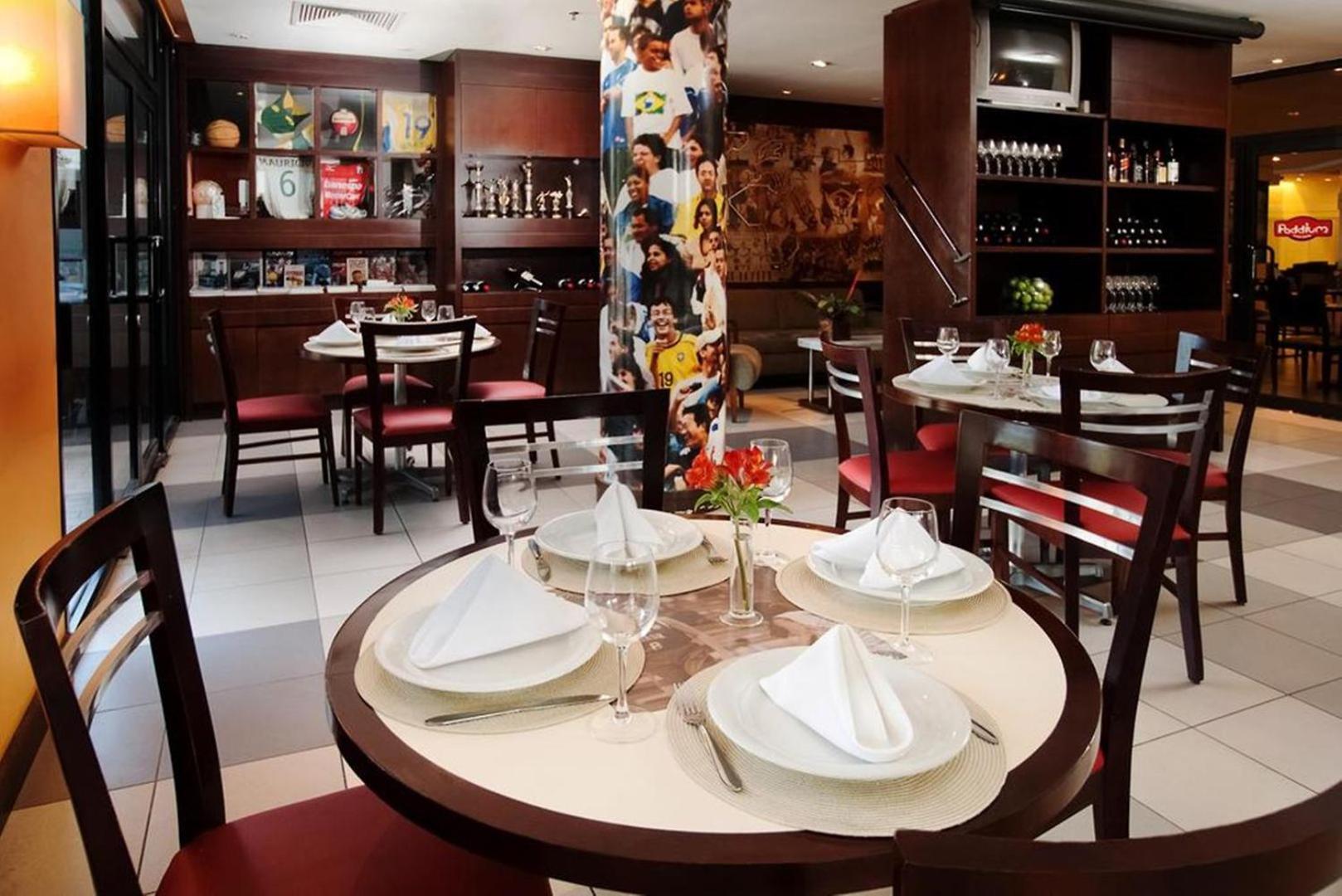 Flat Com Conforto E Requinte Em Frente Aeroporto - H1001 Apartamento